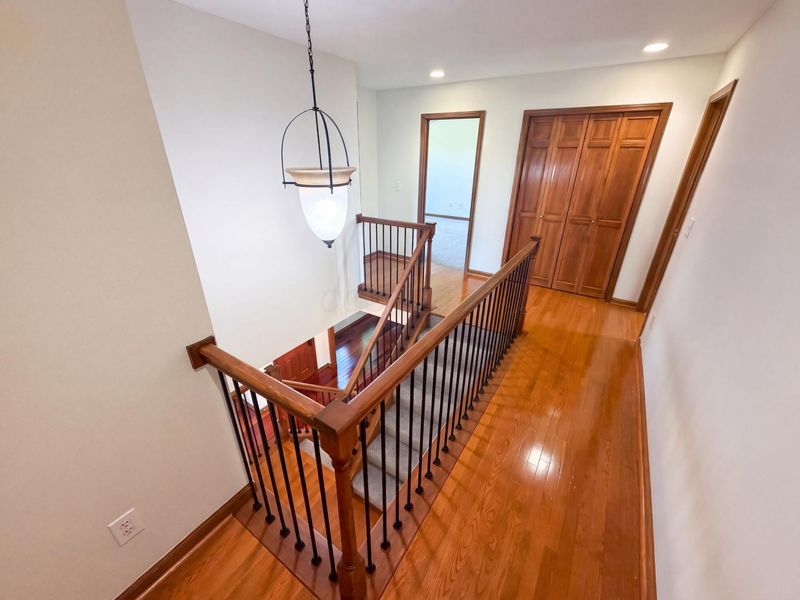 6255 Spinnaker Drive , Lewis Center, OH 43035 Photo 14