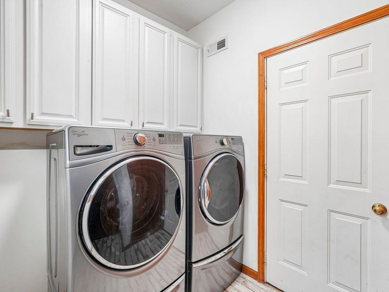 6255 Spinnaker Drive, Lewis Center, OH 43035 Photo 16