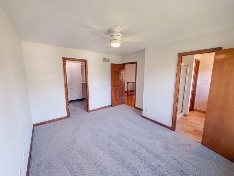 6255 Spinnaker Drive , Lewis Center, OH 43035 Photo 17