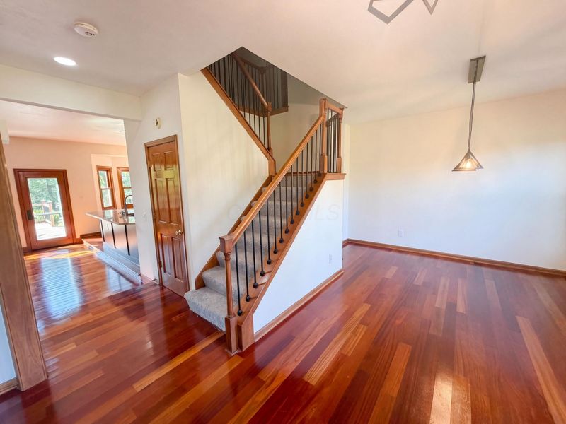 6255 Spinnaker Drive , Lewis Center, OH 43035 Photo 4