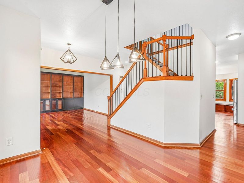 6255 Spinnaker Drive, Lewis Center, OH 43035 Photo 4