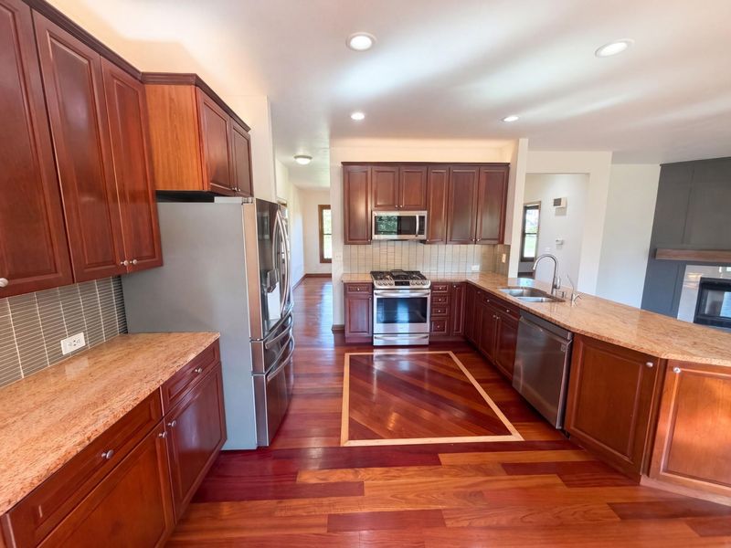 6255 Spinnaker Drive , Lewis Center, OH 43035 Photo 5