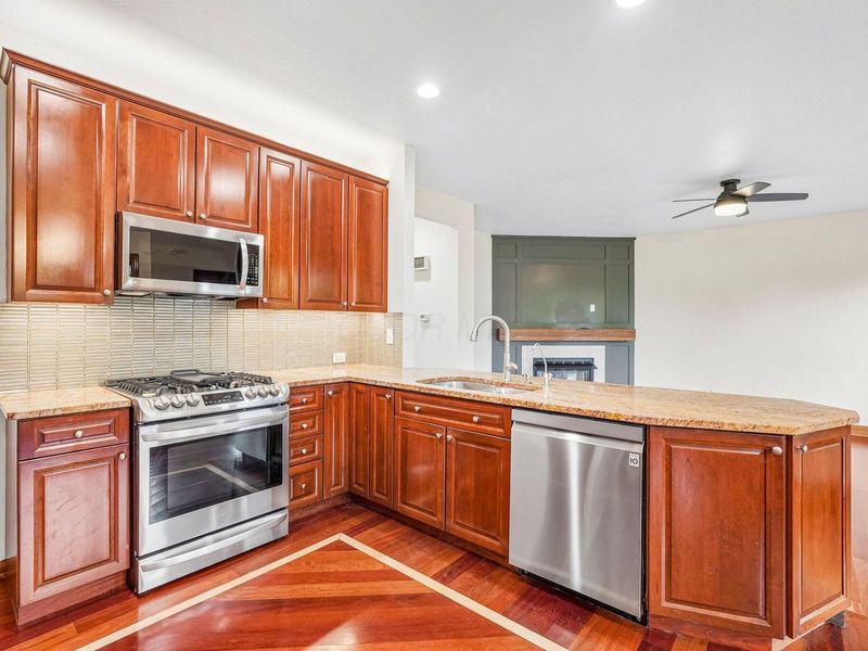 6255 Spinnaker Drive, Lewis Center, OH 43035 Photo 9