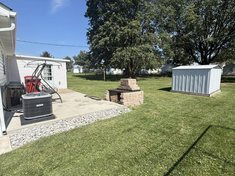 200 Chandler Avenue, Unit B, London, OH 43140 Photo 2