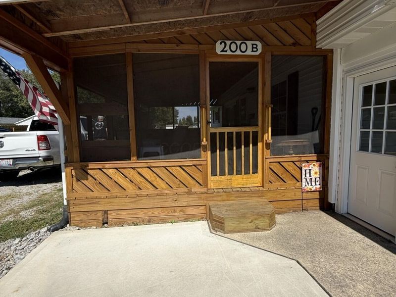 200 Chandler Avenue, Unit B, London, OH 43140 Photo 5