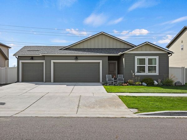 12113 N Haven St, Mead, WA 99021