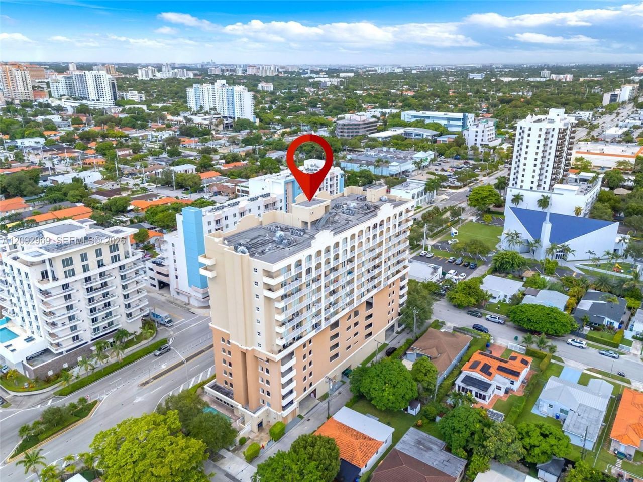 2425 SW 27th Ave , Unit 704, Miami, FL 33145 Photo