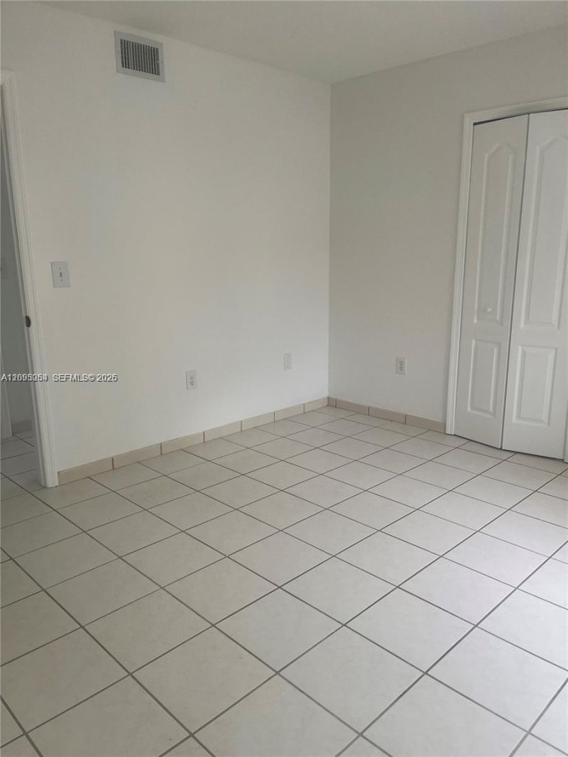 4681 NW 9th St, Unit 107, Miami, FL 33126 Photo