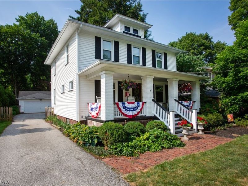 16 Bellview Street, Chagrin Falls, OH 44022 Photo 2