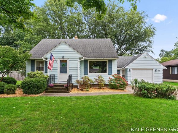 135 Grandview Avenue, Holland, MI 49423