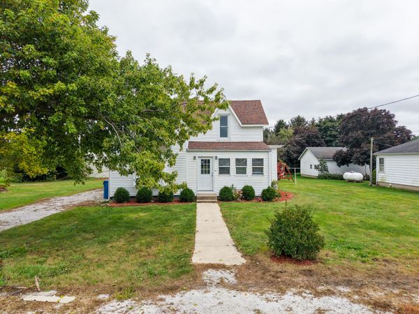 501 N Newton Street , Goodland, IN 47948