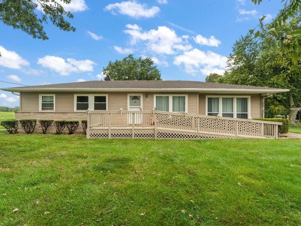 7480 Madison Street , Merrillville, IN 46410
