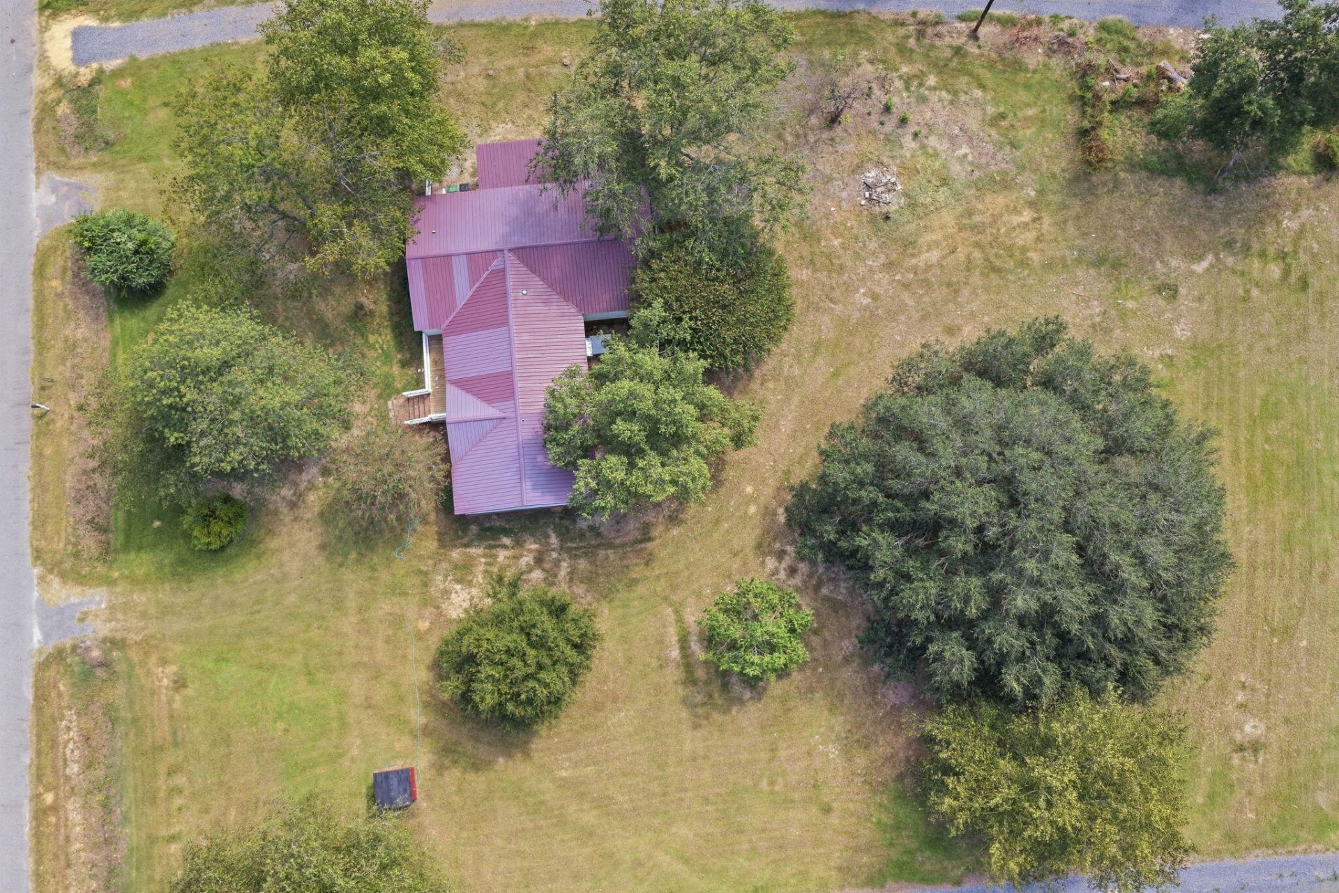 308 Michelle Street Photo 52