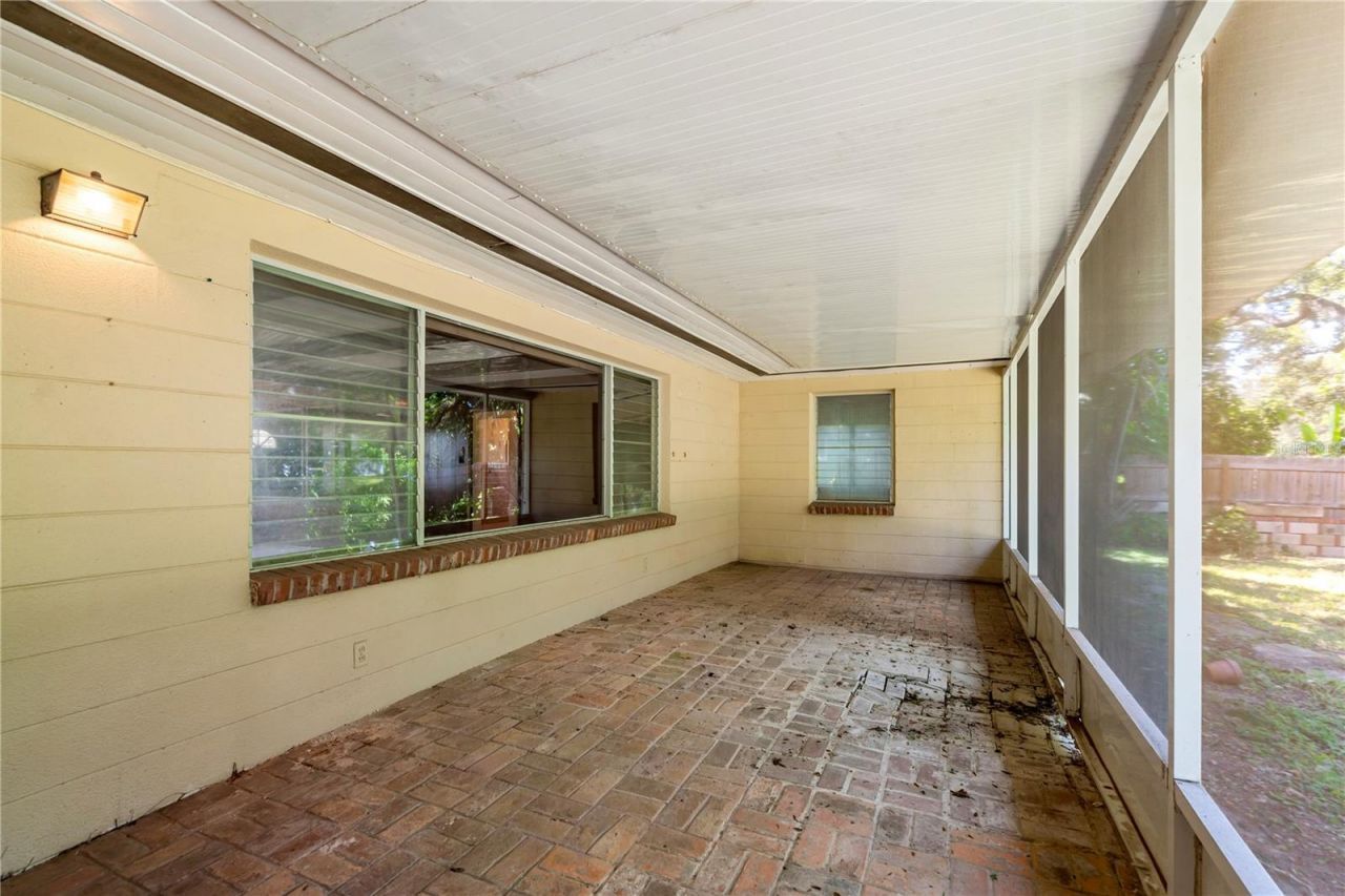 6219 6th Avenue S, Saint Petersburg, FL 33707 Photo