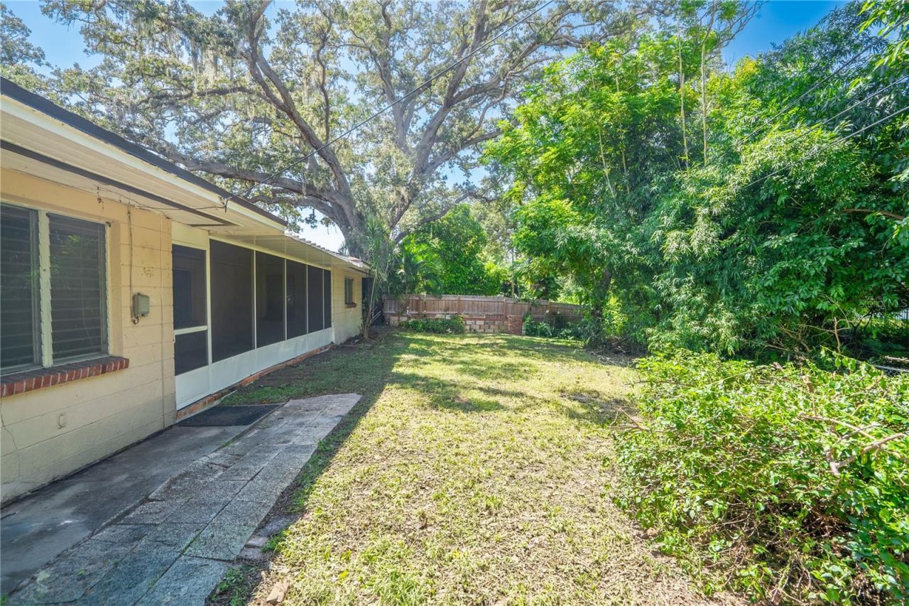 6219 6th Avenue S, Saint Petersburg, FL 33707 Photo