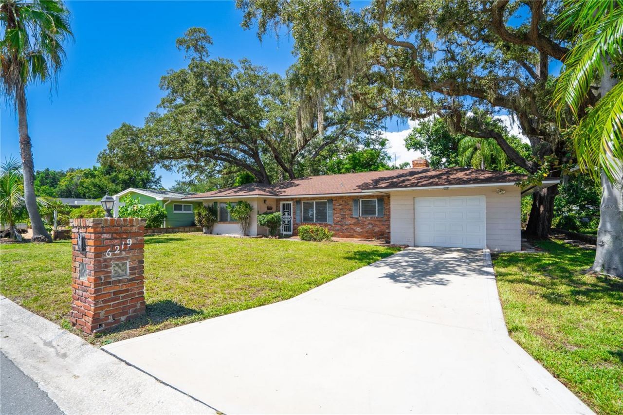 6219 6th Avenue S, Saint Petersburg, FL 33707 Photo