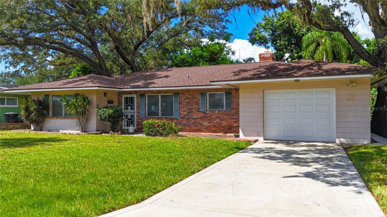 6219 6th Avenue S, Saint Petersburg, FL 33707 Photo