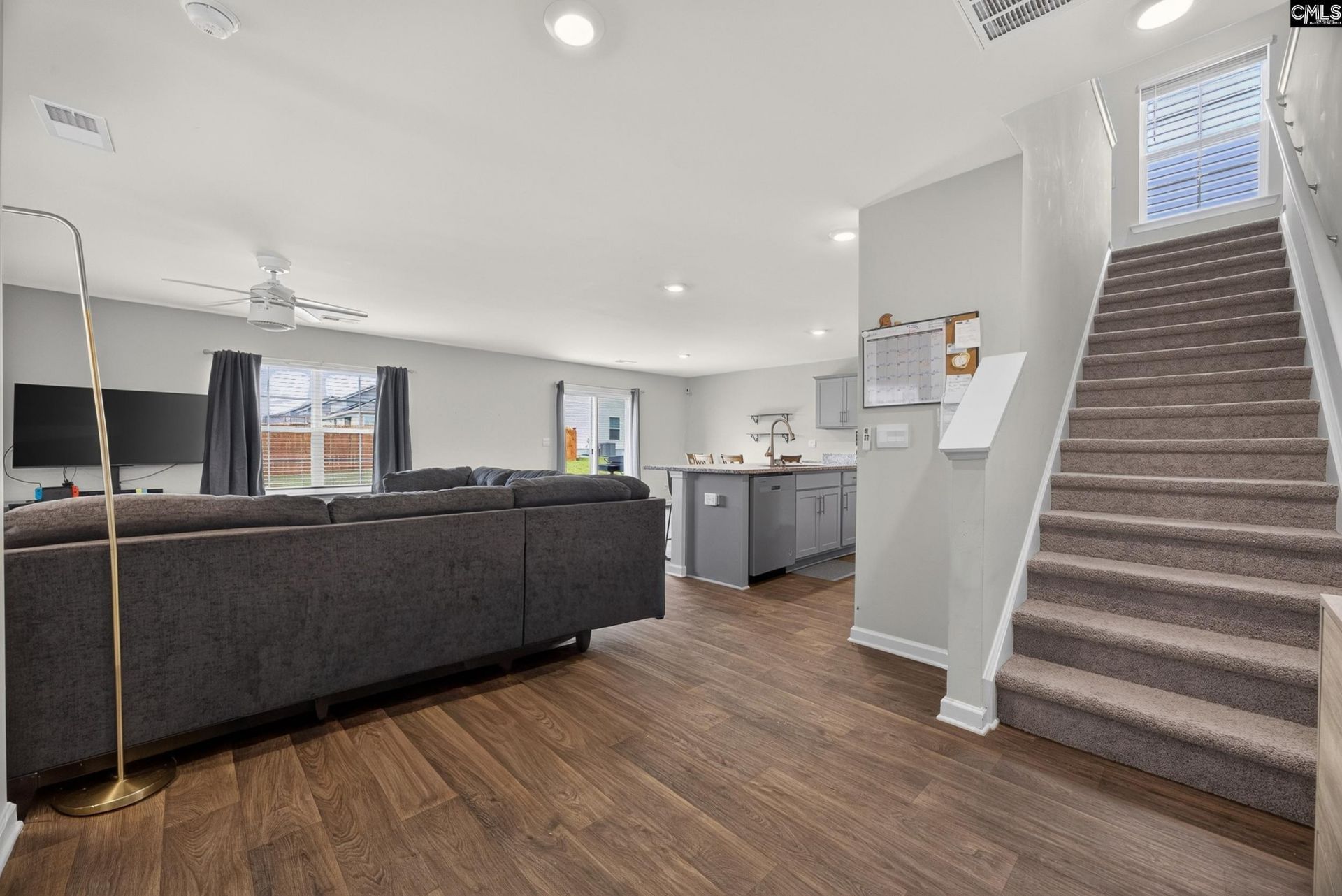 158 Hunters Branch Drive  Photo 4