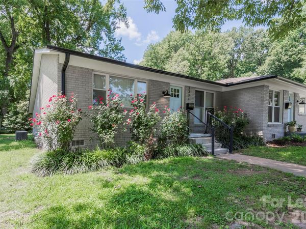 3331 Erskine Drive , Charlotte, NC 28205
