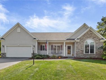 772 Patty Lane , Webster, NY 14580
