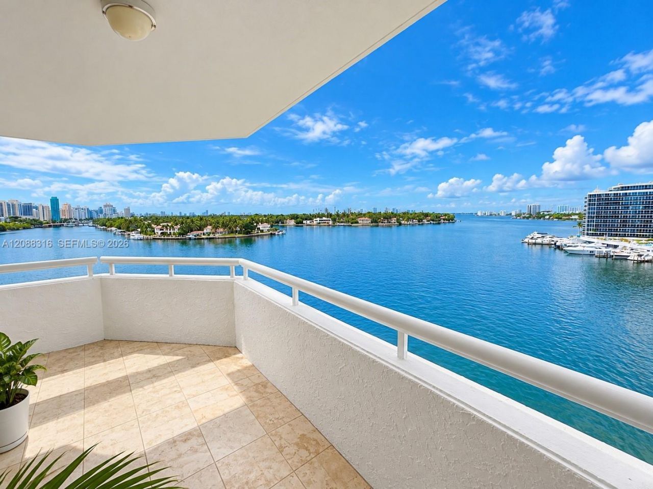 6830 Indian Creek Dr, Unit 7E, Miami Beach, FL 33141 Photo