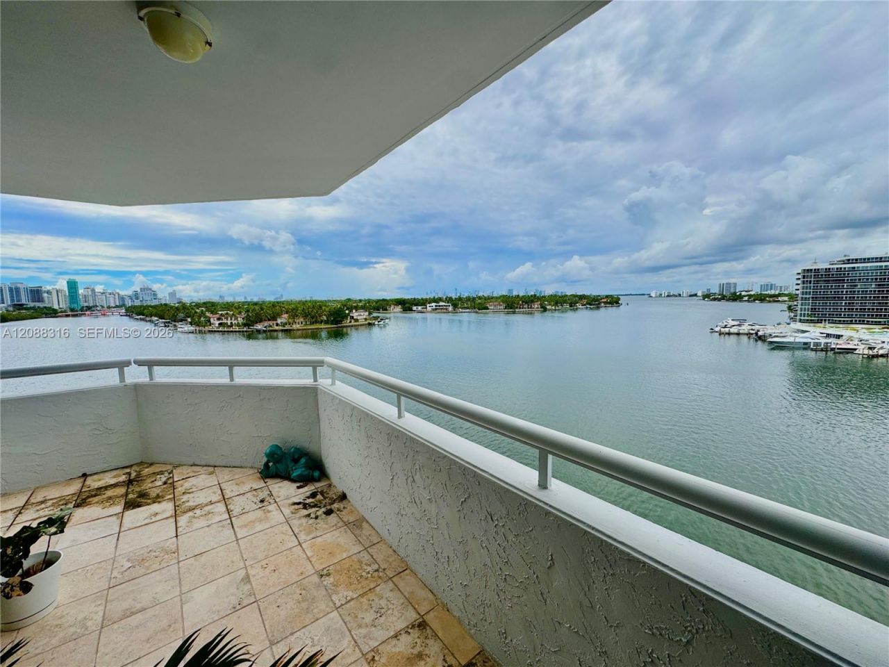 6830 Indian Creek Dr, Unit 7E, Miami Beach, FL 33141 Photo