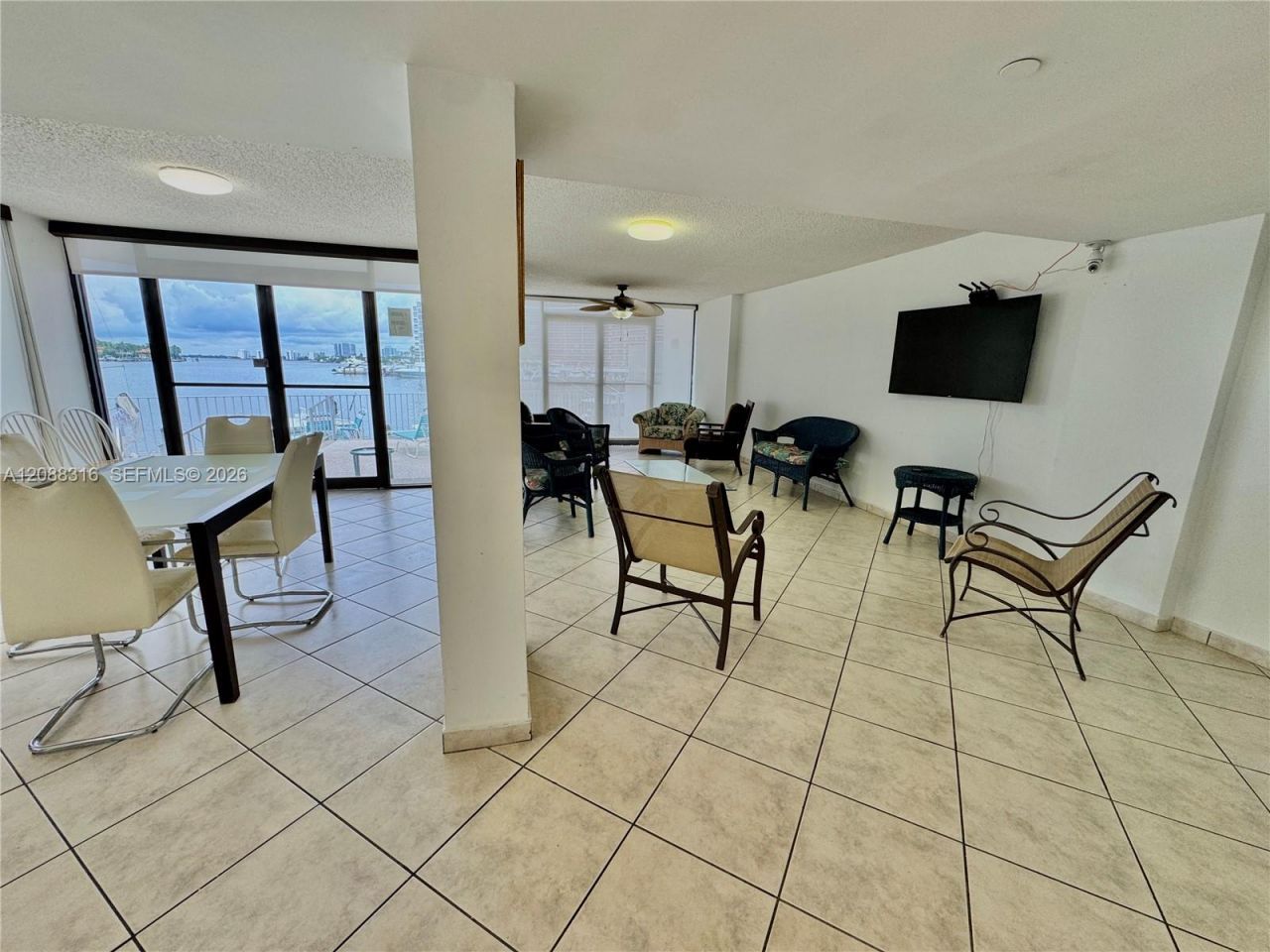 6830 Indian Creek Dr, Unit 7E, Miami Beach, FL 33141 Photo