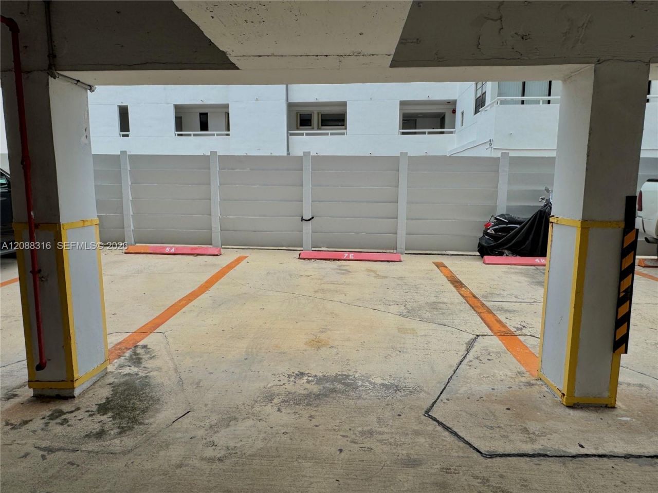 6830 Indian Creek Dr, Unit 7E, Miami Beach, FL 33141 Photo