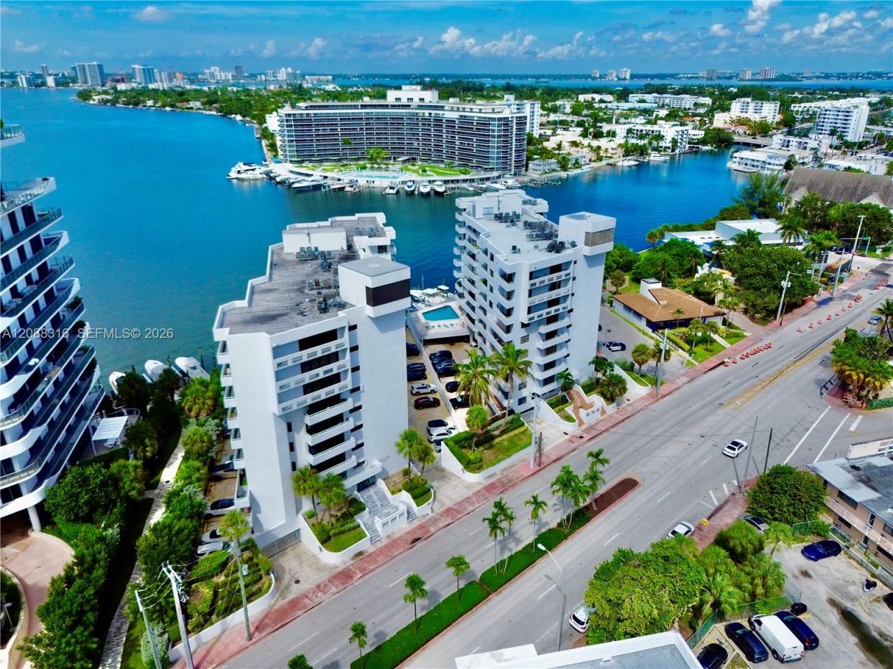 6830 Indian Creek Dr, Unit 7E, Miami Beach, FL 33141 Photo