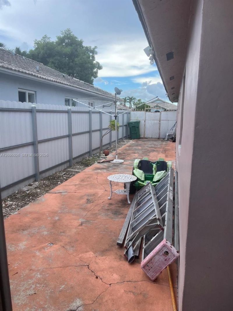 10071 NW 127 Terrace , Hialeah Gardens, FL 33018 Photo