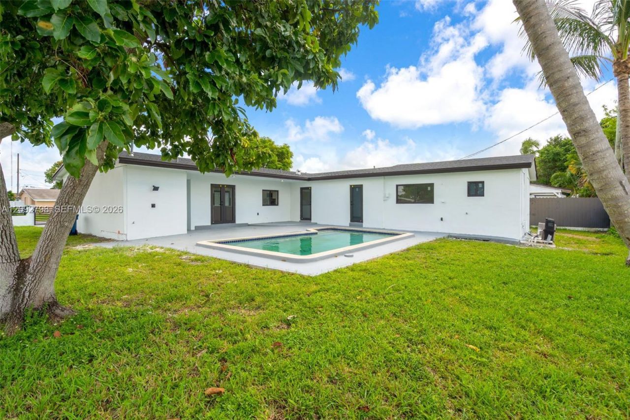 20154 NW 12th Pl, Miami Gardens, FL 33169 Photo