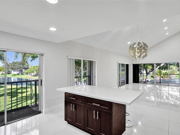 7581 NW 86th Ter , Unit 201, Tamarac, FL 33321
