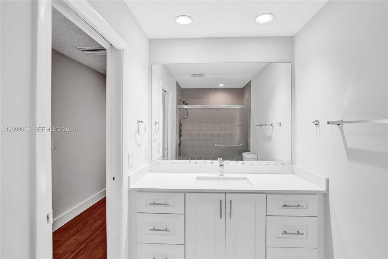 7581 NW 86th Ter, Unit 201, Tamarac, FL 33321 Photo
