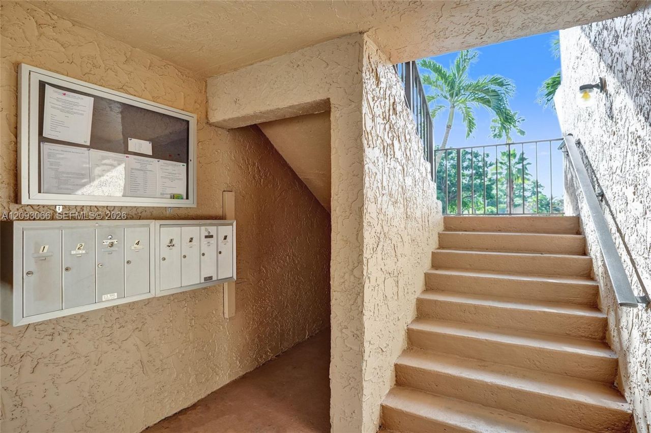 7581 NW 86th Ter, Unit 201, Tamarac, FL 33321 Photo