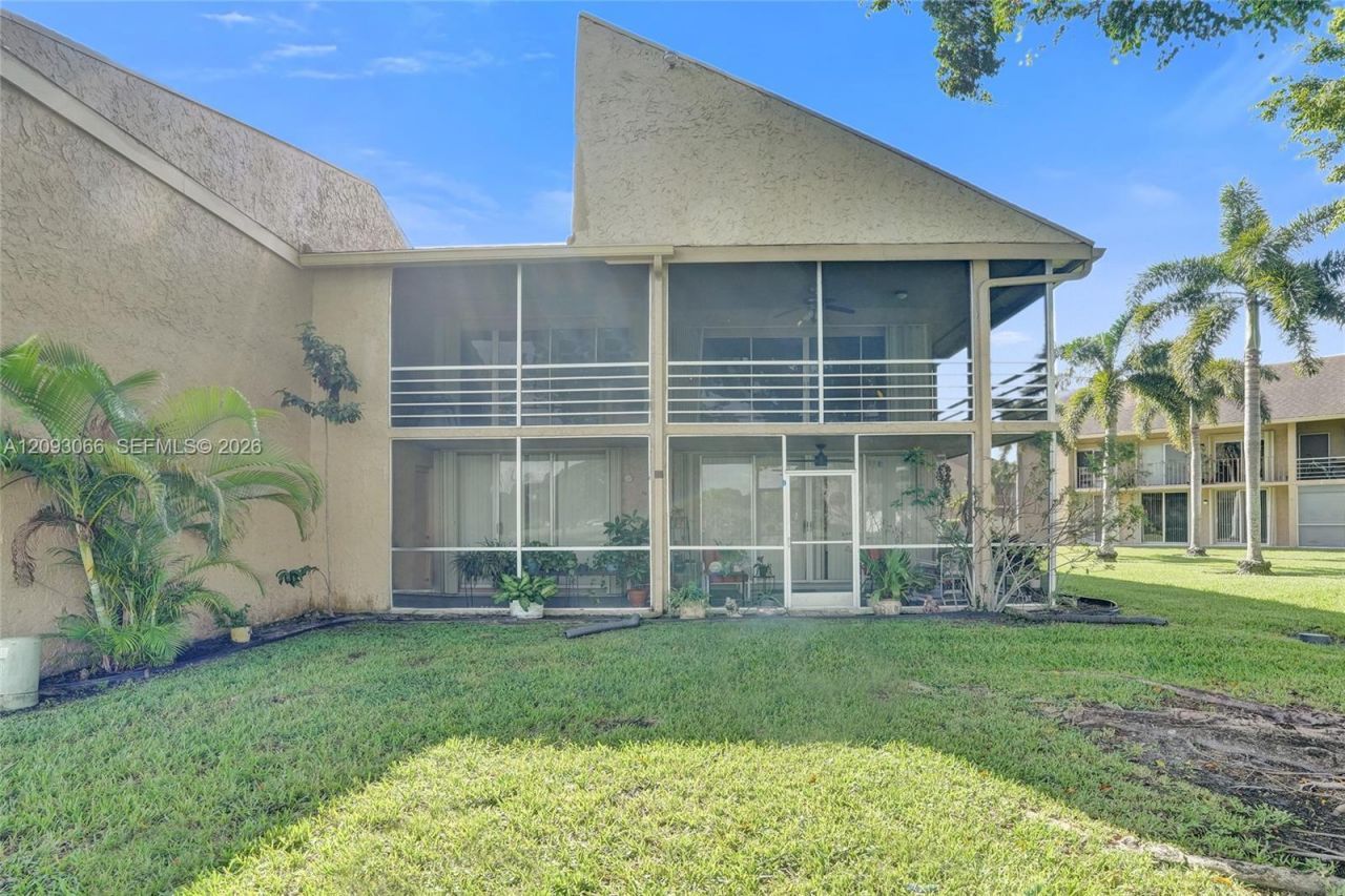 7581 NW 86th Ter, Unit 201, Tamarac, FL 33321 Photo