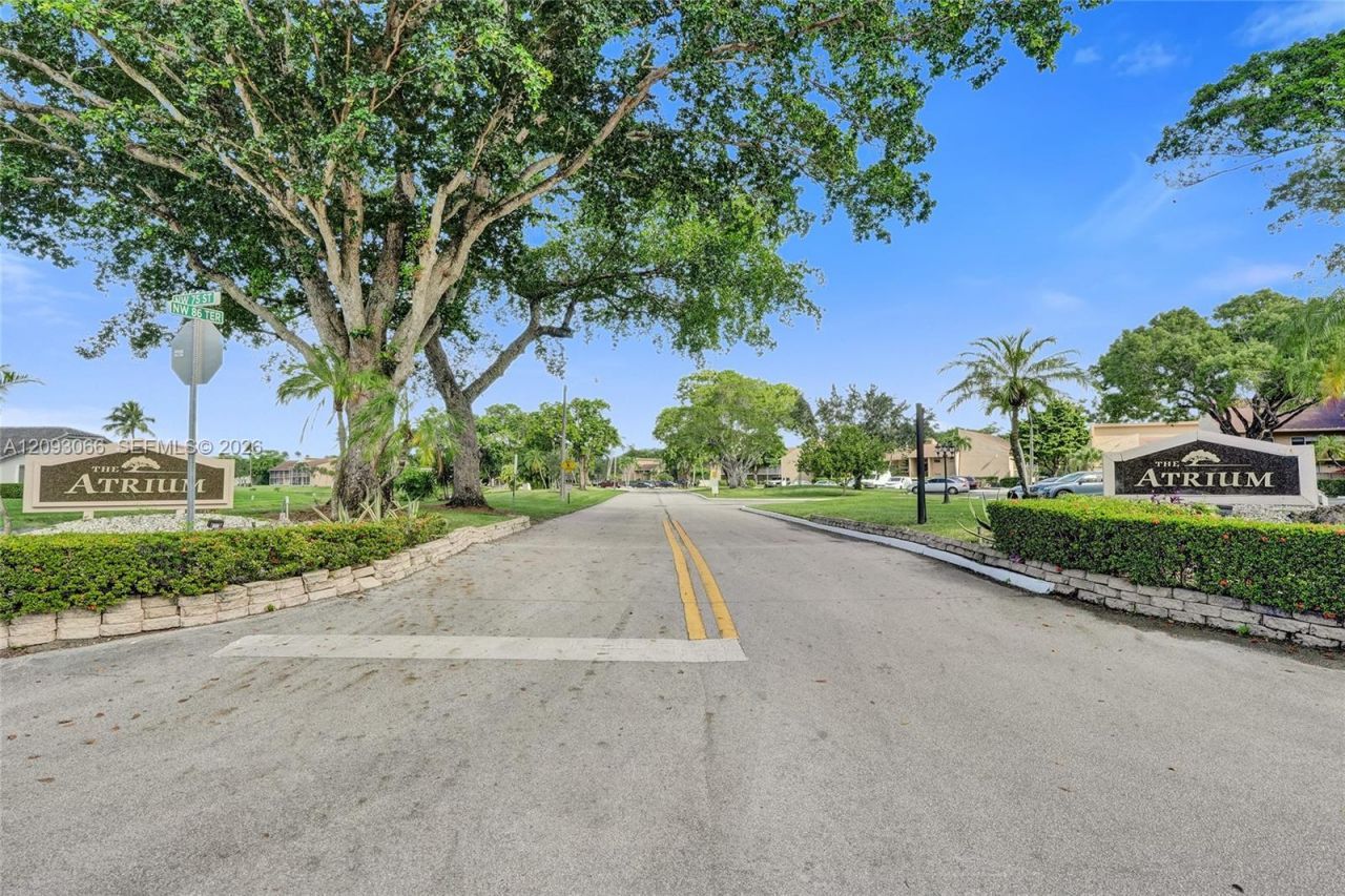 7581 NW 86th Ter, Unit 201, Tamarac, FL 33321 Photo