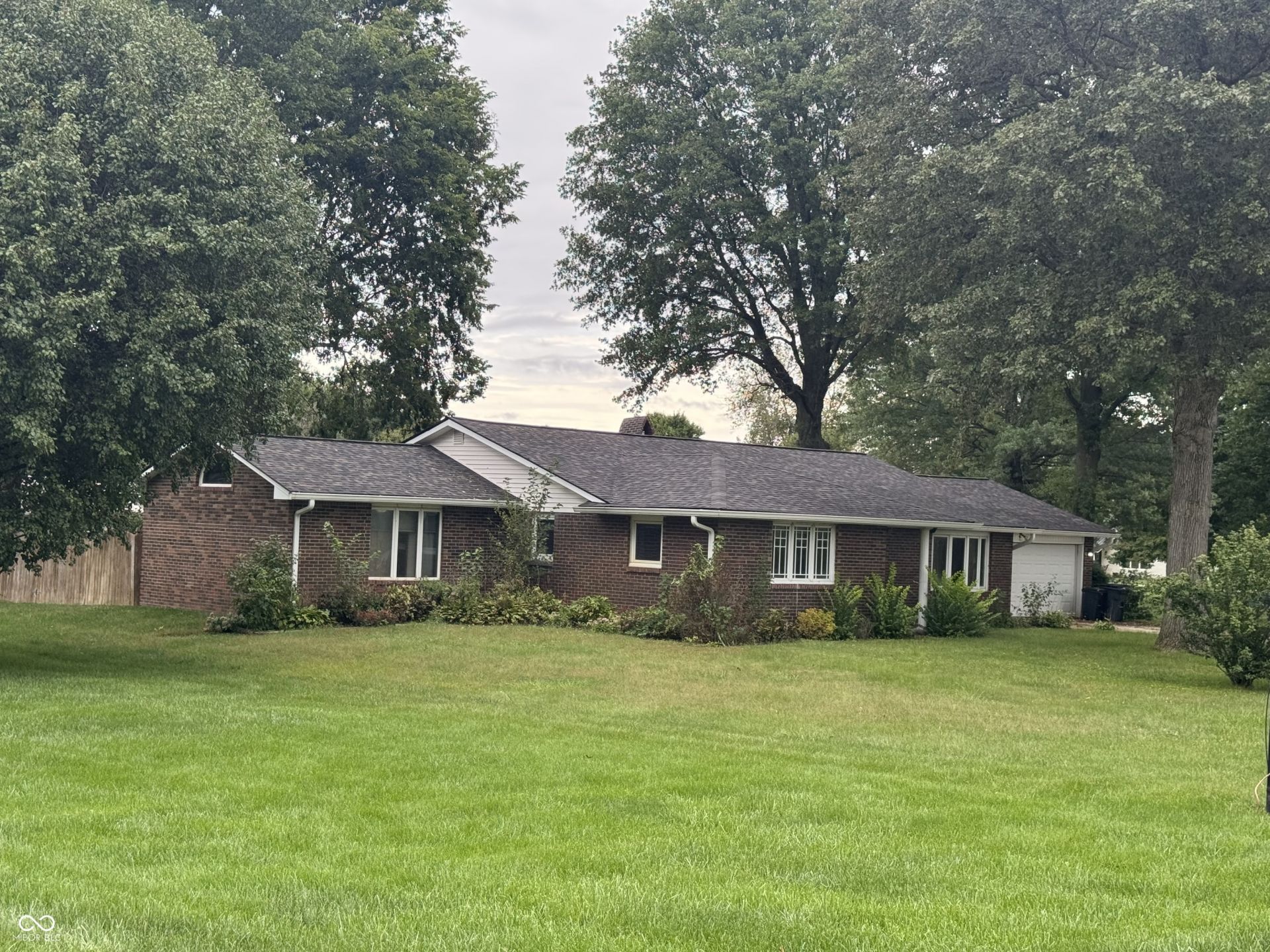 244 W 900 N, Alexandria, IN 46001 Main Photo