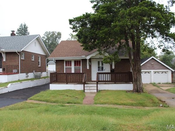 3603 Eminence Boulevard , St John, MO 63114