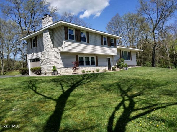 313 Pine Circle, Claverack, NY 12075