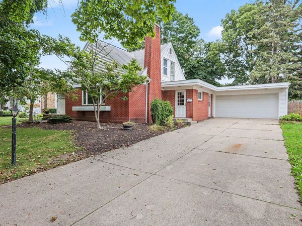 333 E Oak Street, Fremont, MI 49412