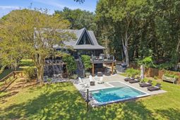 6827 Limehouse Road photo 4