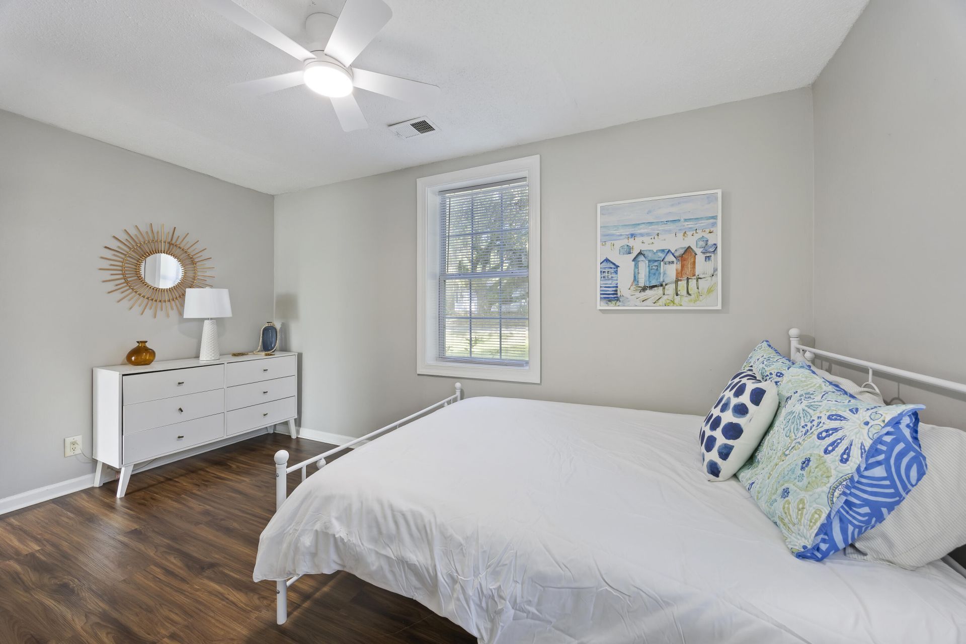 162 James Street Photo 10