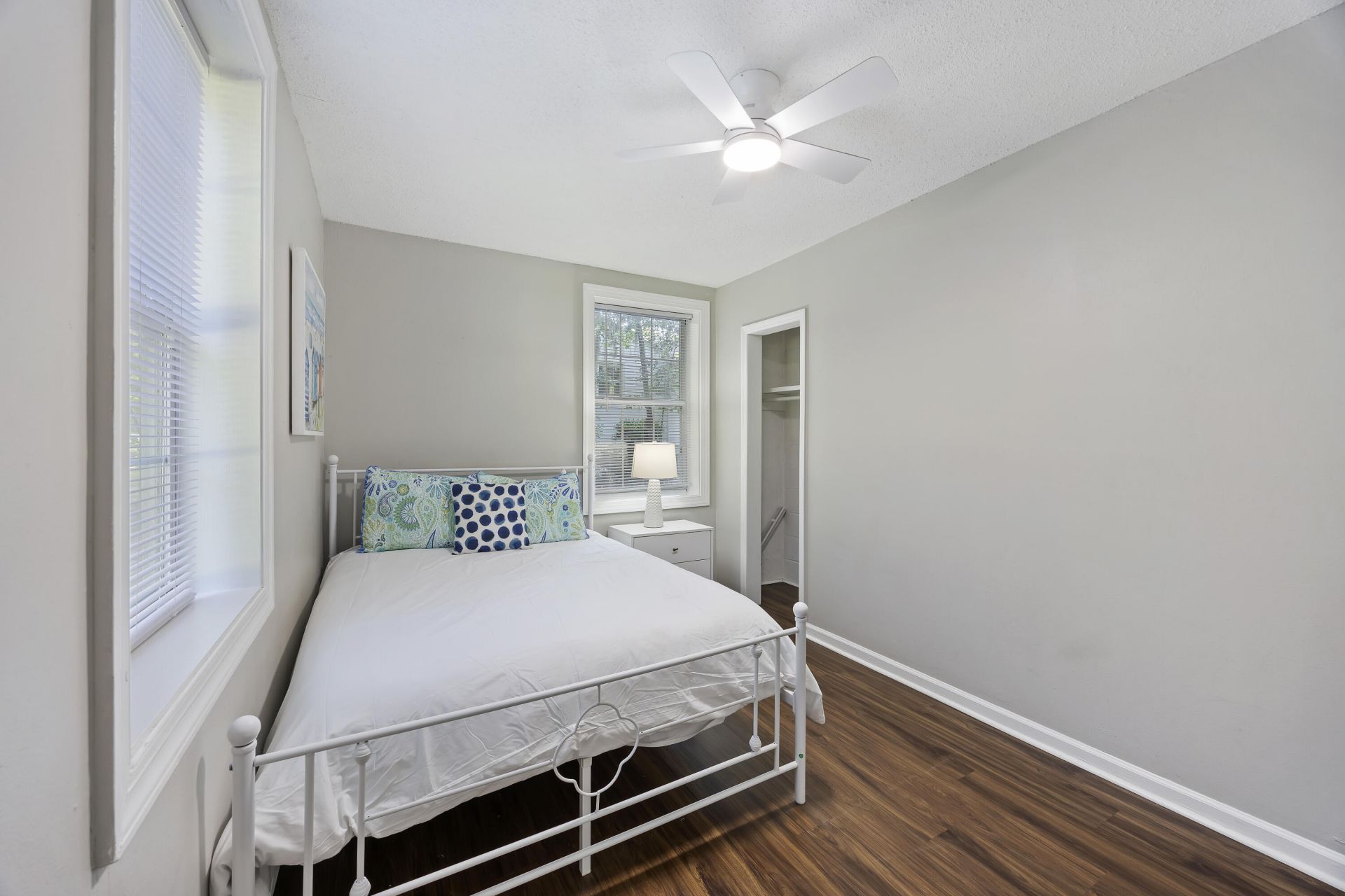 162 James Street Photo 11
