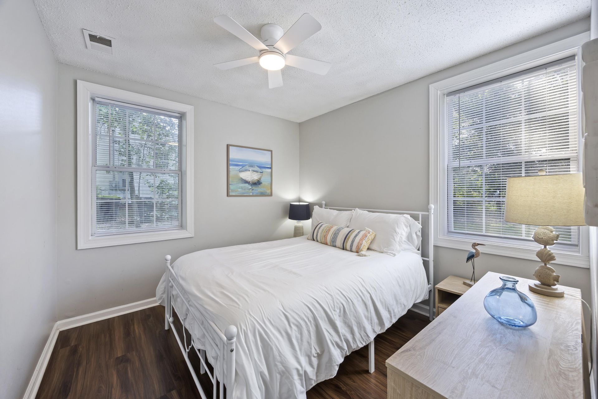 162 James Street Photo 13