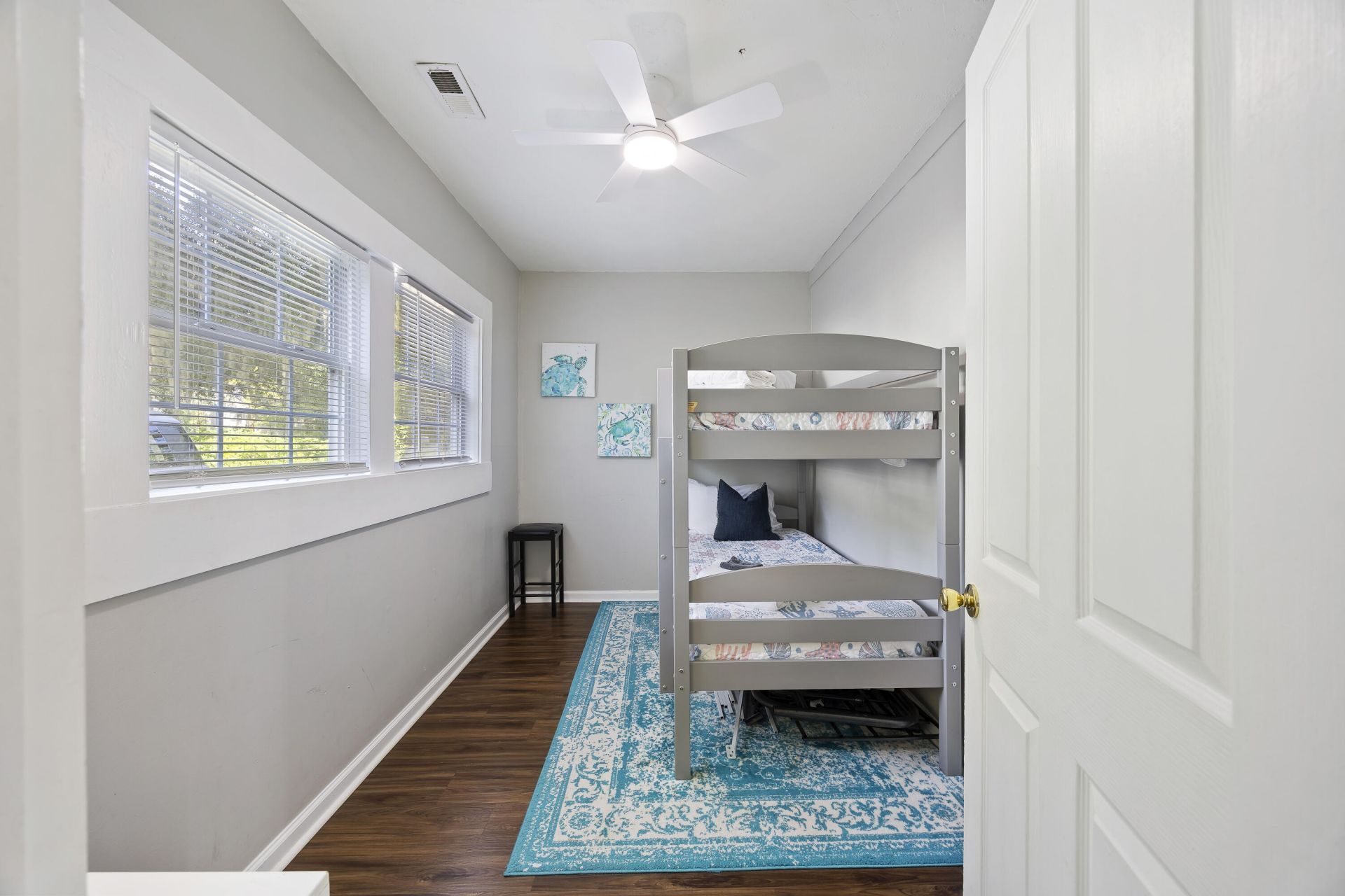162 James Street Photo 20