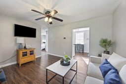 162 James Street photo 4