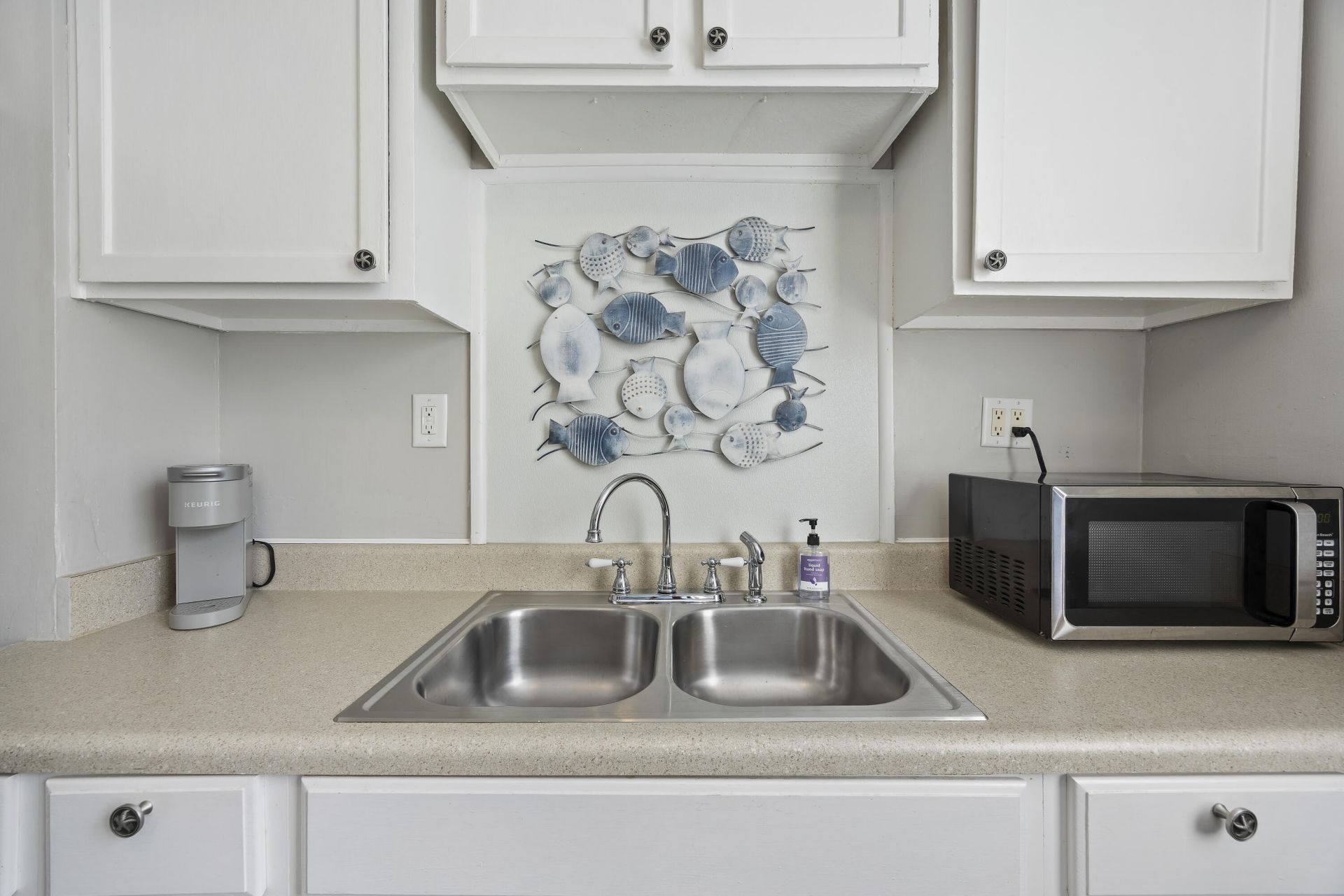 162 James Street Photo 8