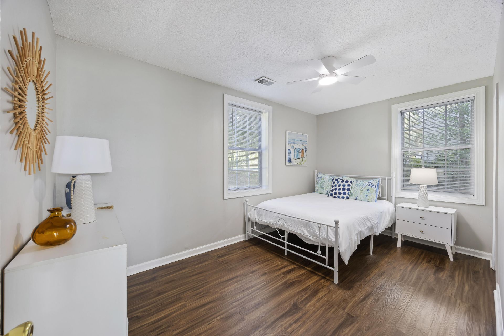 162 James Street Photo 9