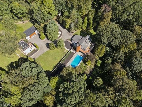 29 Stephens Mill Rd, Mount Olive, NJ 07836