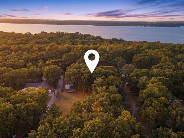 2225 Hillcrest Circle , Gordonville, TX 76245
